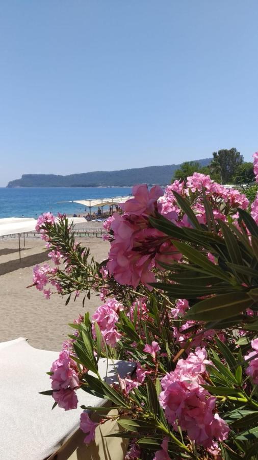 Ugur Beach Hotel Kemer Kültér fotó